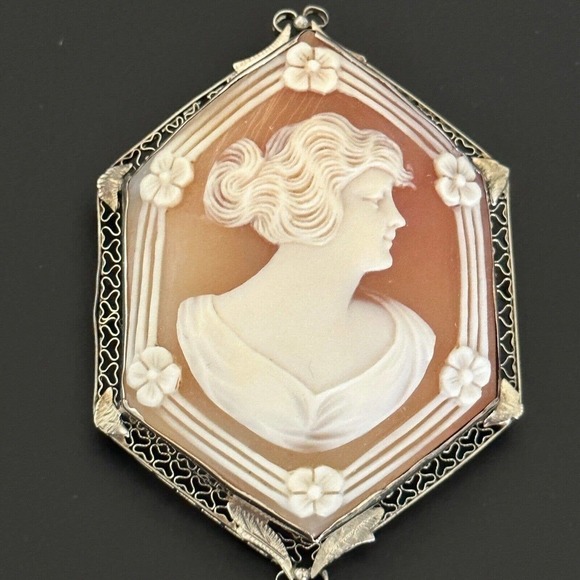 Vintage 14K Solid White Gold Carved Cameo Shell Woman & Flowers Large Brooch Pin - Picture 1 of 16